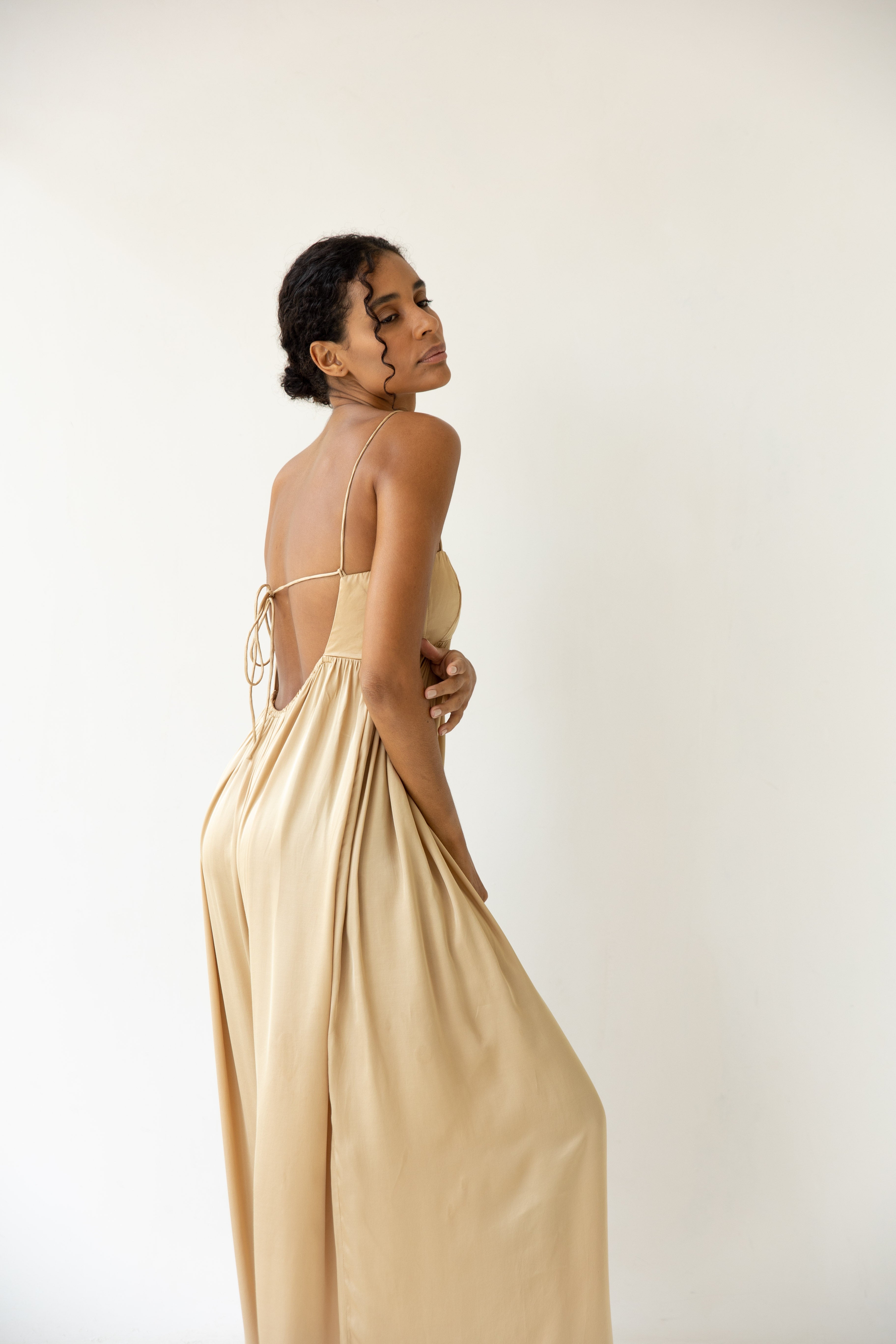 RIO DRESS latte