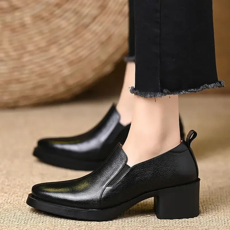 Carolyn Chunky Heeled Pumps