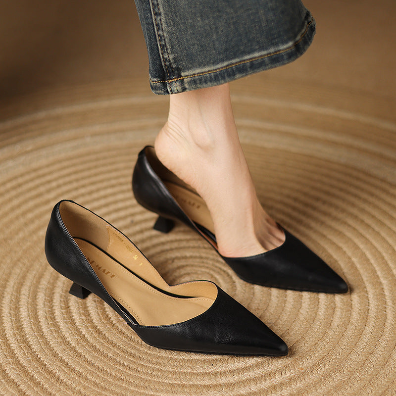Ceyra Leather Kitten Heel Shoes