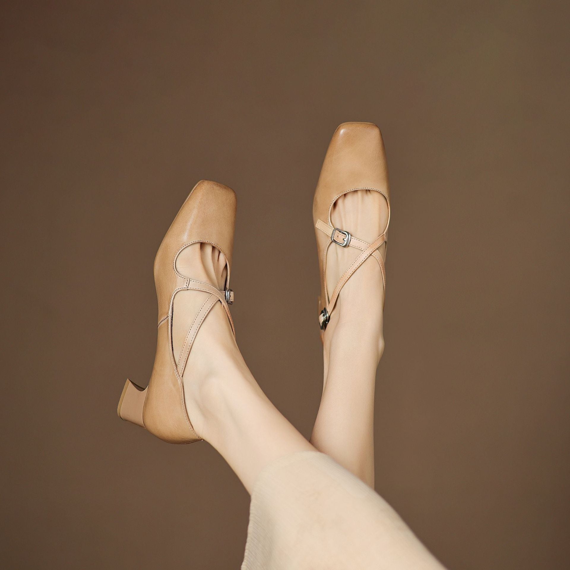 Marvane Leather Kitten Heel Shoes