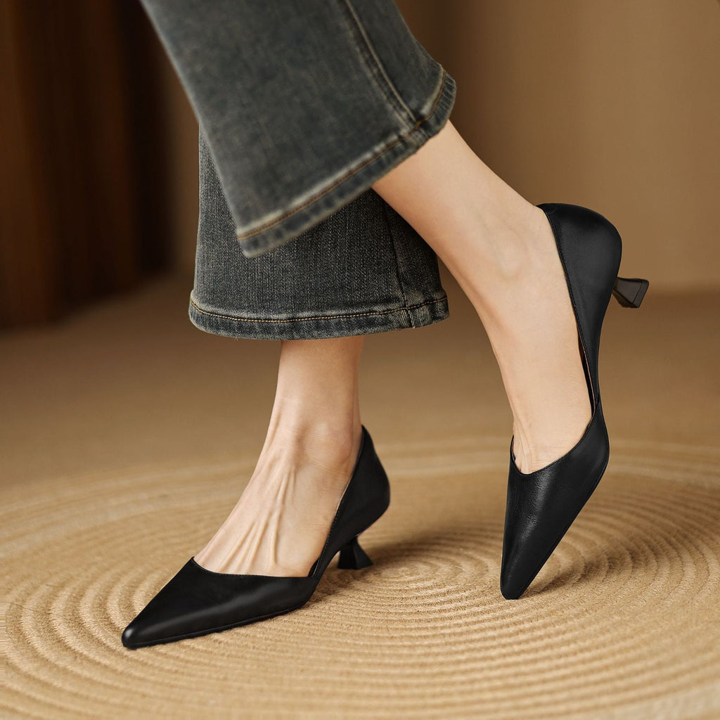 Ceyra Leather Kitten Heel Shoes